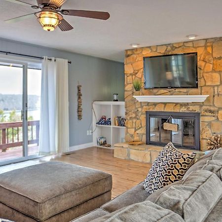 Monticello Home With Multi-Level Deck On 2 Acres! Exteriör bild